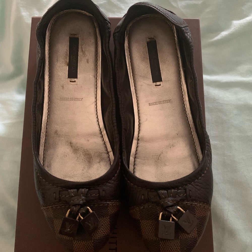 Louis Vuitton Damier ballet flats - Picture 2 of 5